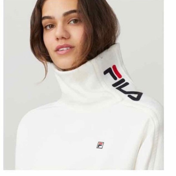 fila turtleneck